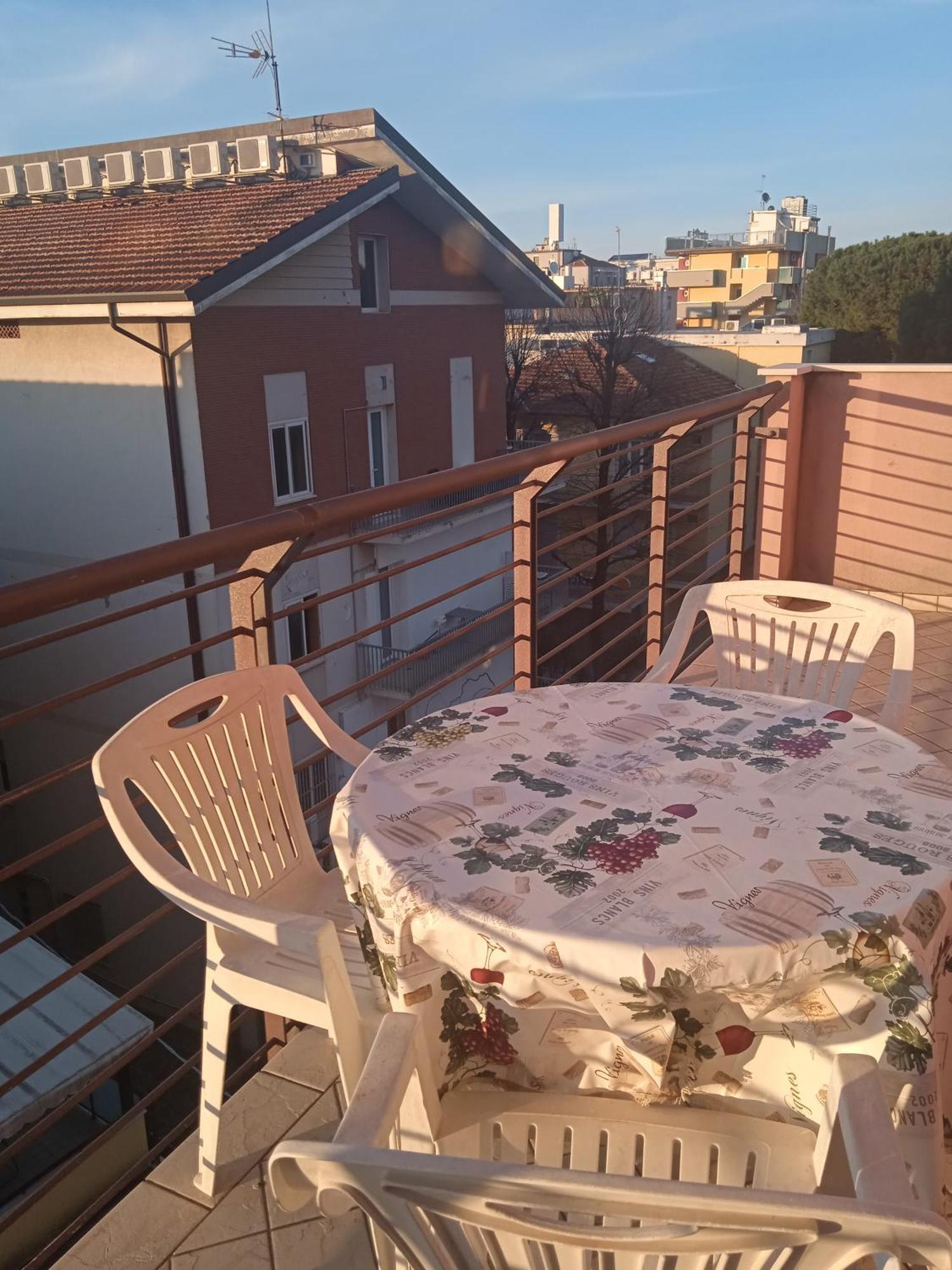 Appartamento Il Tramonto Rimini Esterno foto