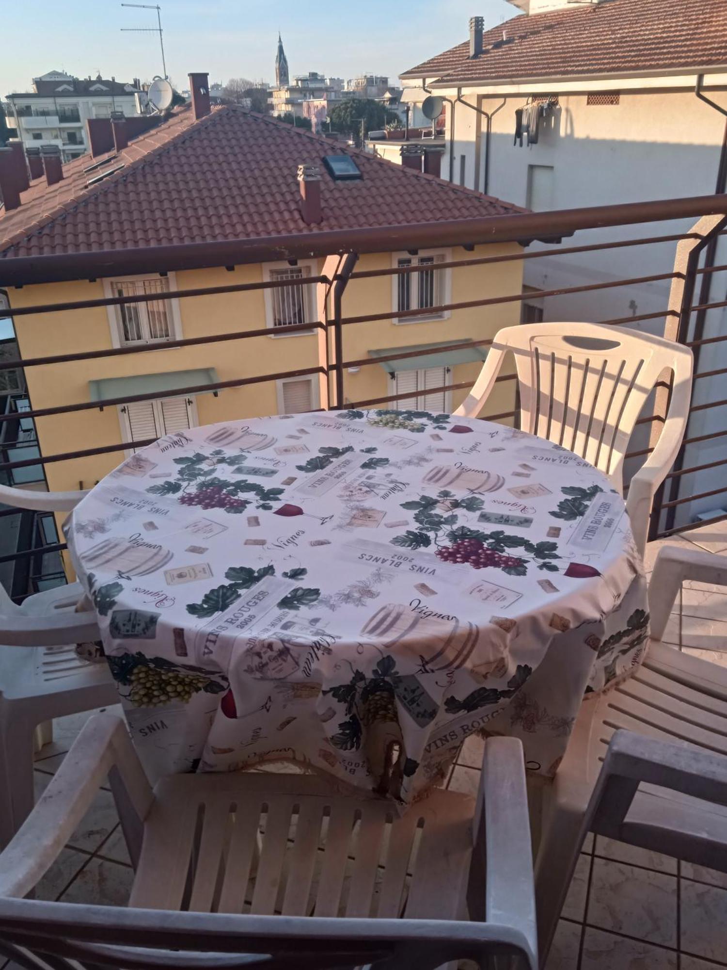 Appartamento Il Tramonto Rimini Esterno foto